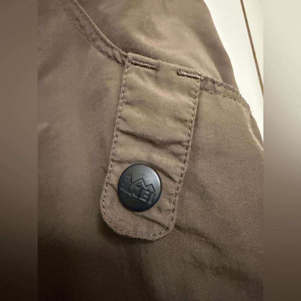 REI Cropped Hiking Pants - size 22- Brown Quick Dry Nylon UPF 50 - Picture 4 of 13